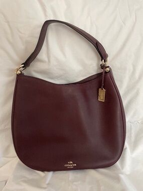 Coach Nomad Shoulder Bag